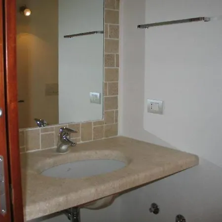 Villino Cinta 5 *